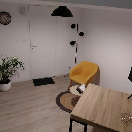 Comme A La Maison * Ernée