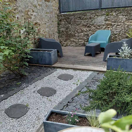Comme A La Maison Apartment *